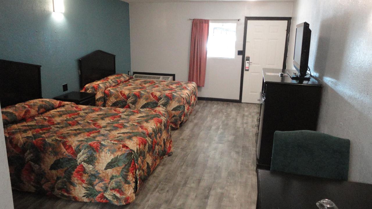 Western Inn - Pensacola Room photo